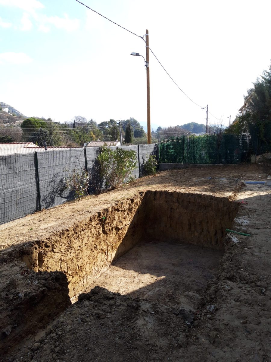 Terrassement de piscine sur La Bouilladisse en février 2023
